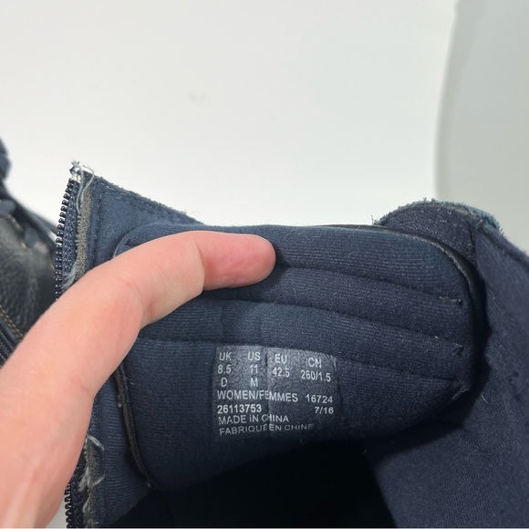 Clark's Whistle Bea Navy Blue Leather Plaid Fabric Ankle Winter Booties Boots 11 - Picture 6 of 8